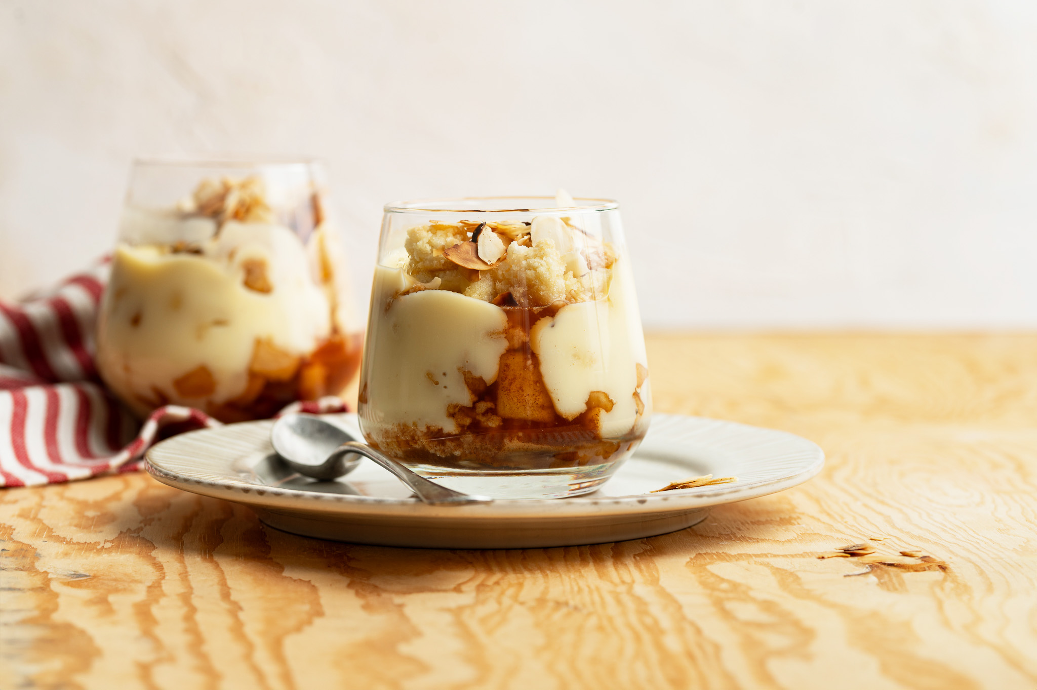 Appelcrumble custard toetje