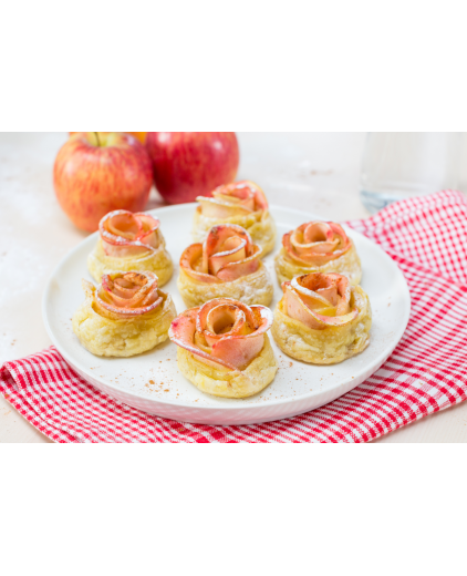 Appelbollen roosjes met frambozen