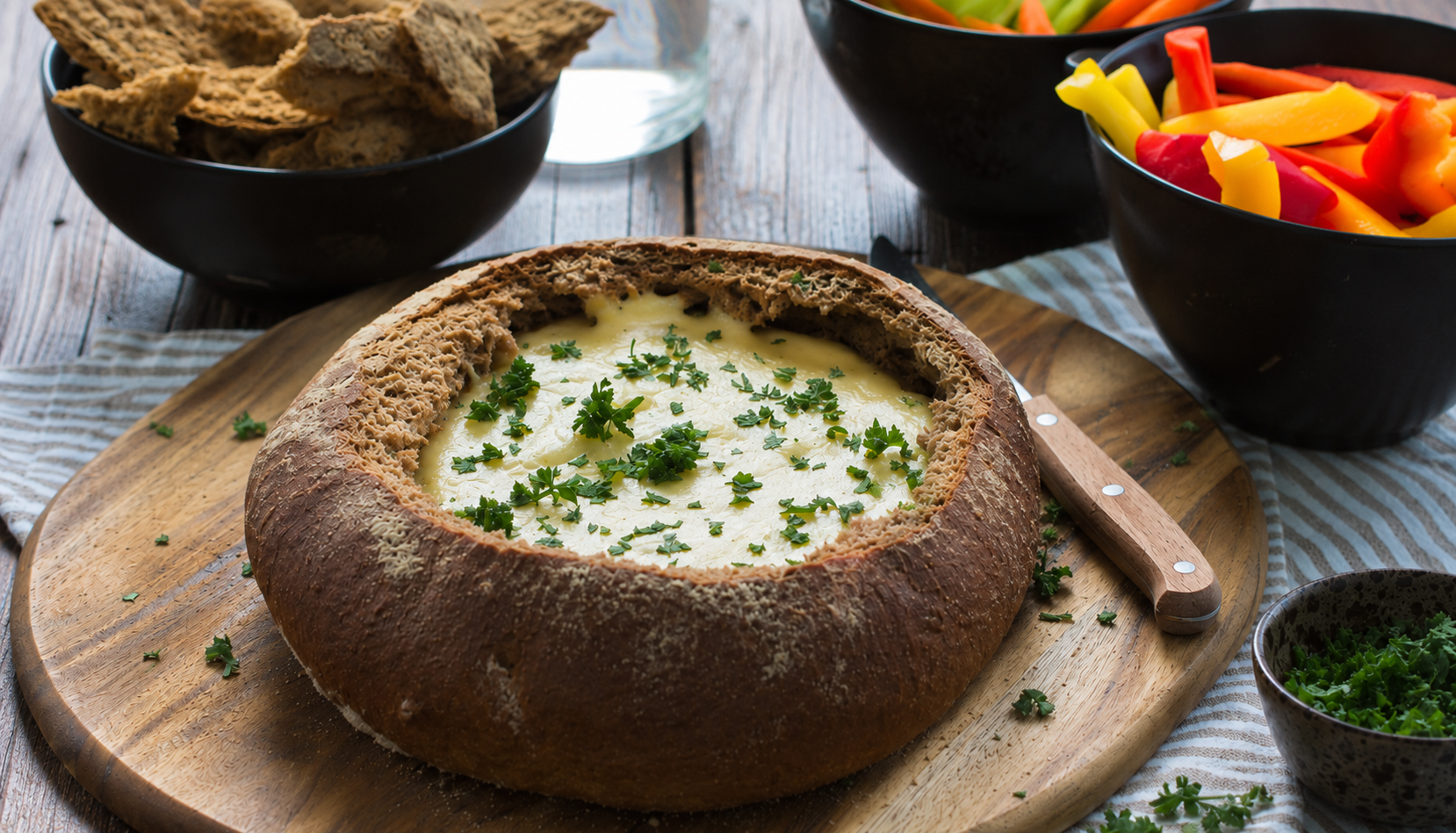 Kaasfondue in brood