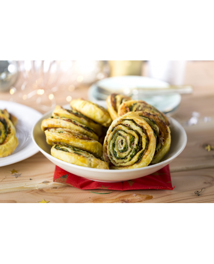 Borrelhapjes met salami en basilicum