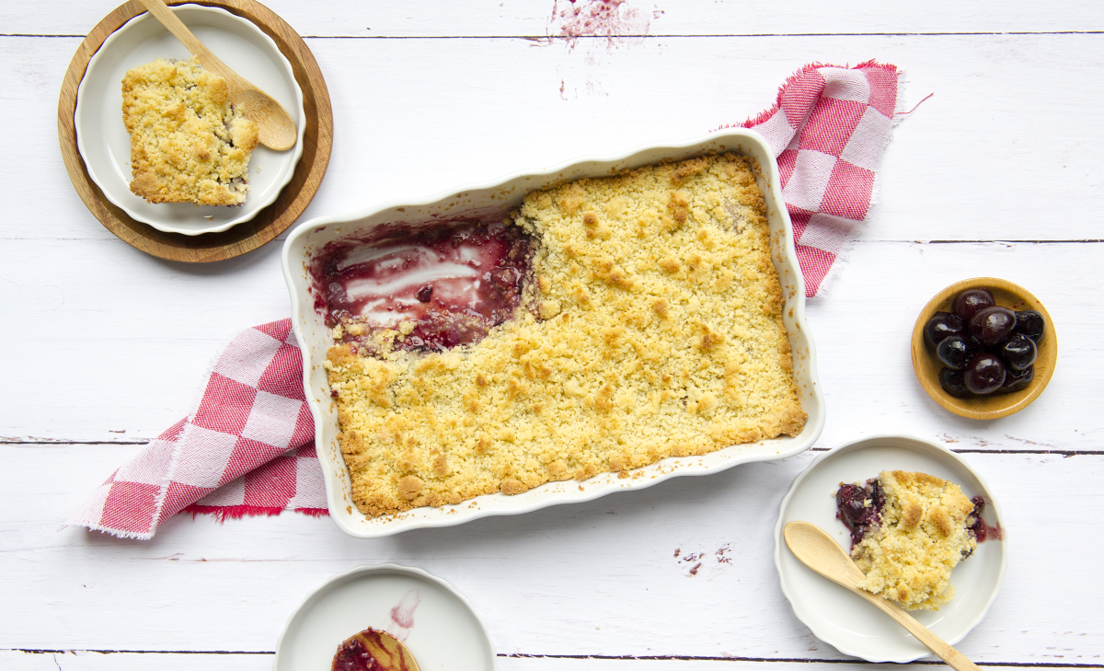 Kersen crumble