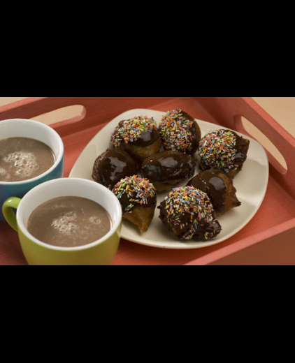 Kaneelbolletjes met chocoglazuur