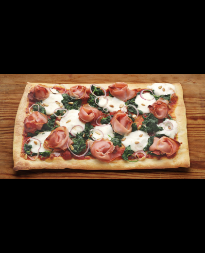 Pizza met ham en spinazie