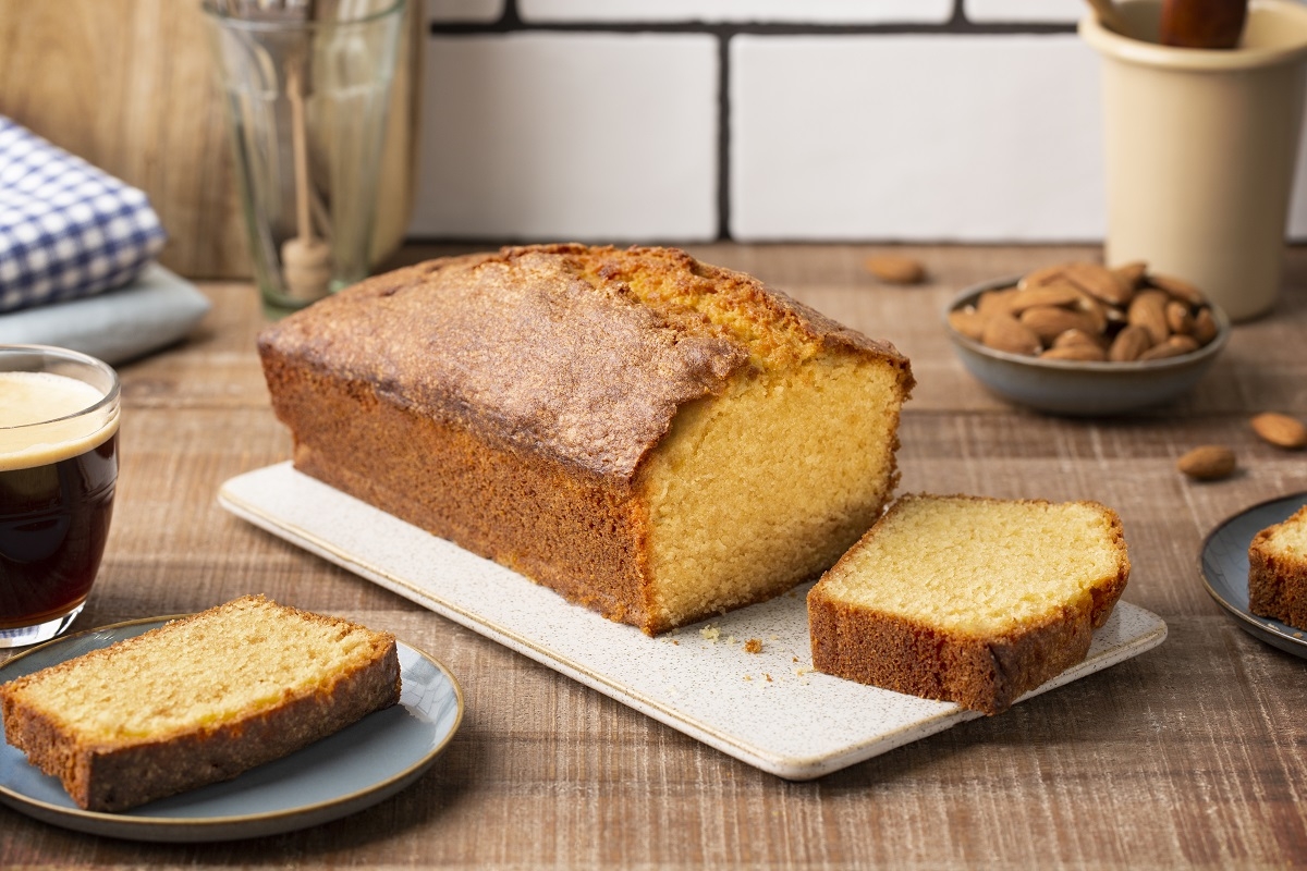 Cake van Zelfrijzend Amandelbakmeel (glutenvrij)