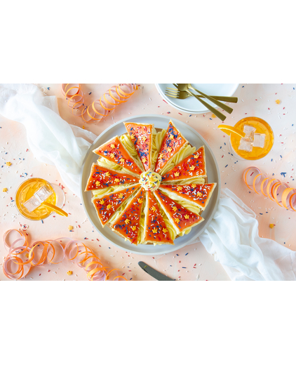 Oranje Tompoucetaart